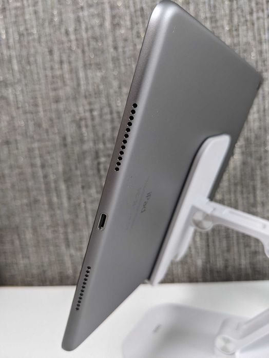 iPad Pro 9.7 на 128 Black #120
