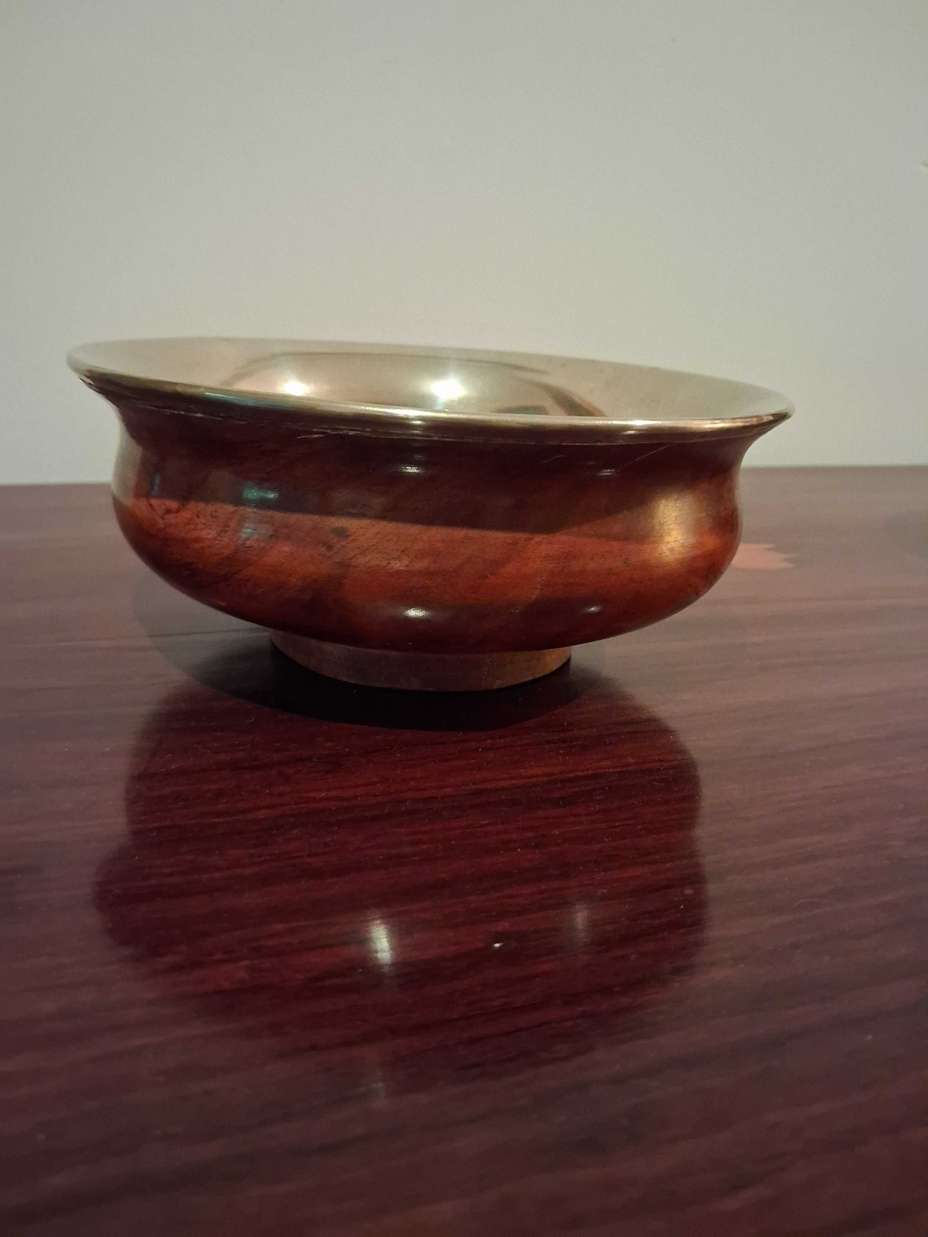 Par de taças decorativas