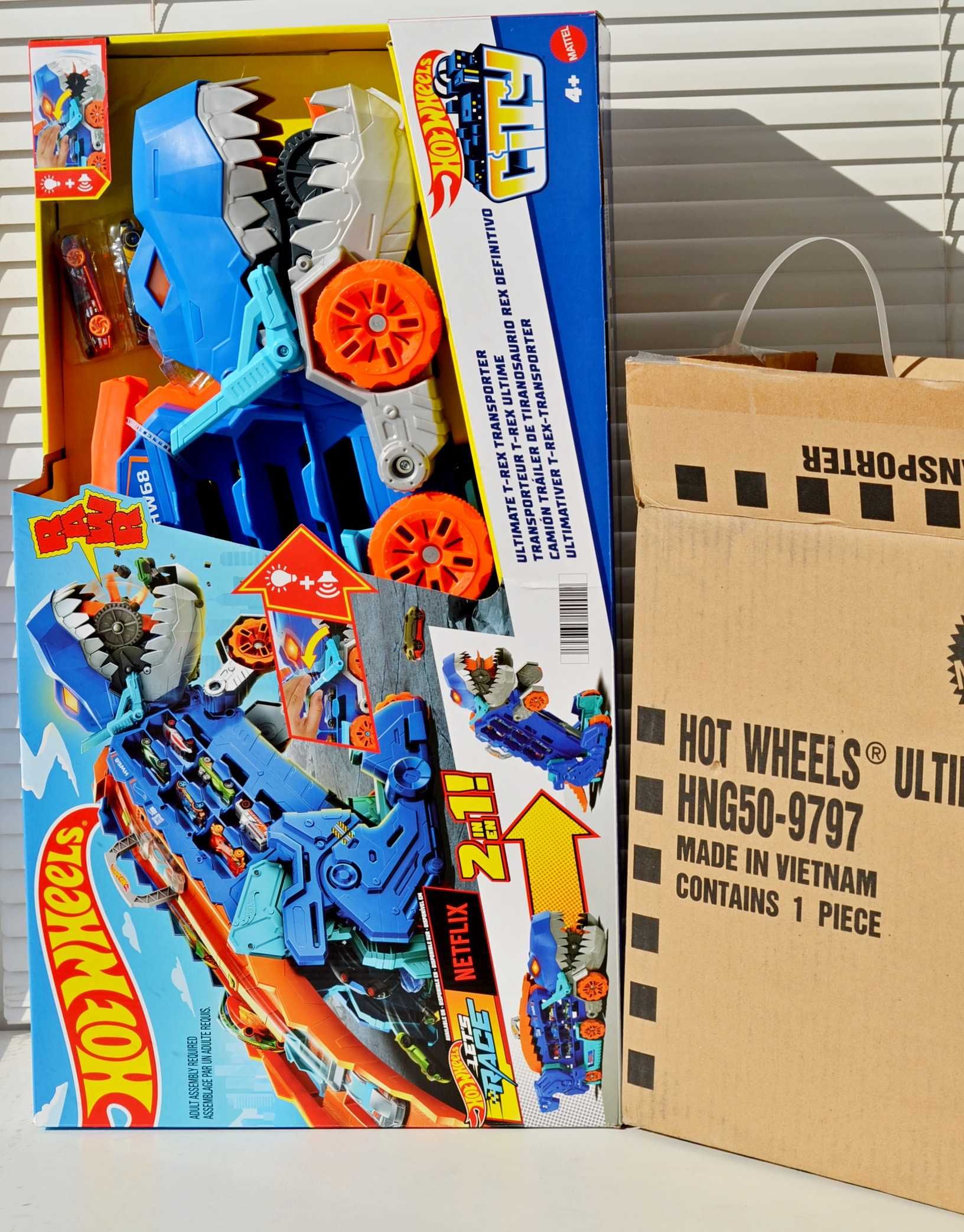 Автовоз Hot wheels ultimate t-rex transporter Мега транспортер Ті Рекс