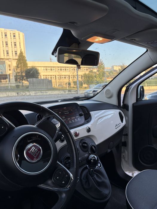 Fiat 500 Lounge 1.2: Teto Panorâmico Multimédia Digital • Bem estimado
