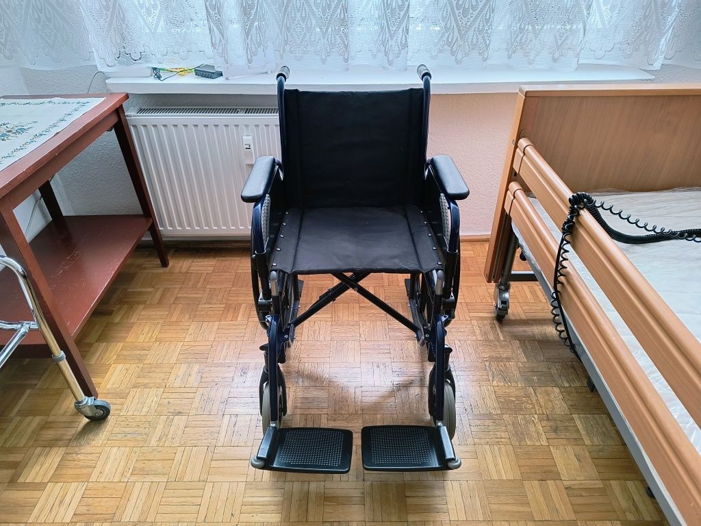 Wózek inwalidzki Vermeiren 708 Delight