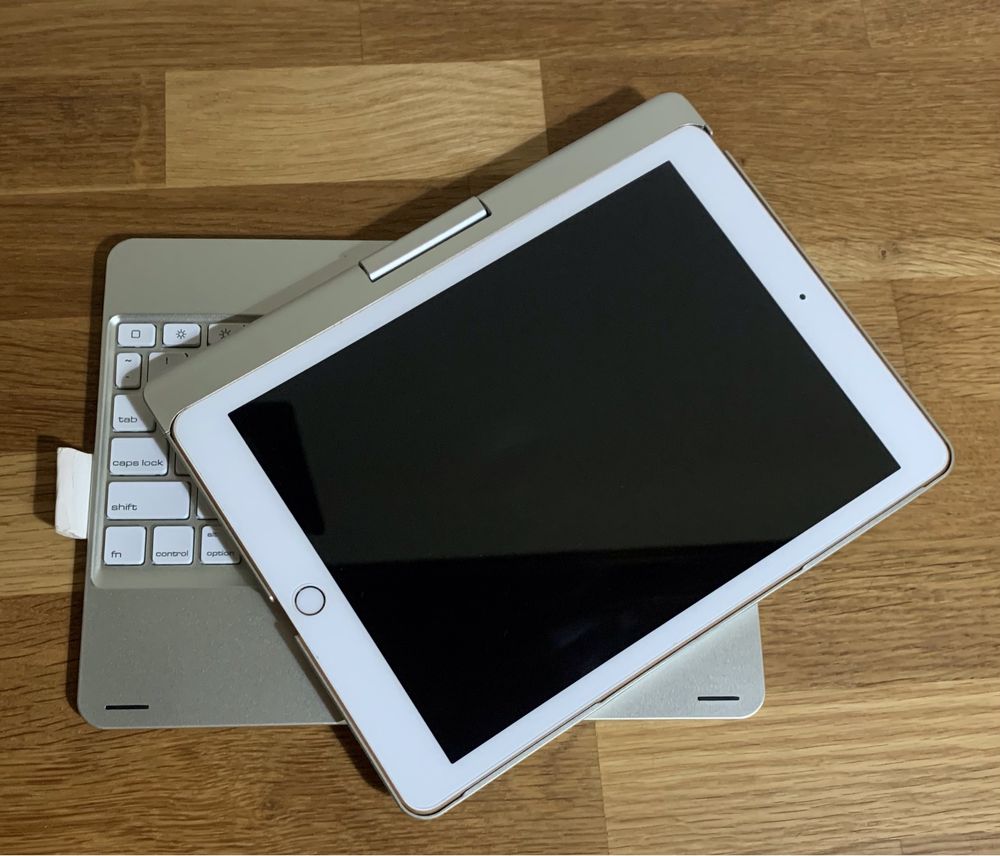 Capa com teclado para ipad 9.7 rotativa