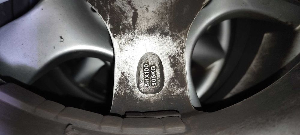 Opony zimowe Hankook 14 Felgi MegaWheels  4x100