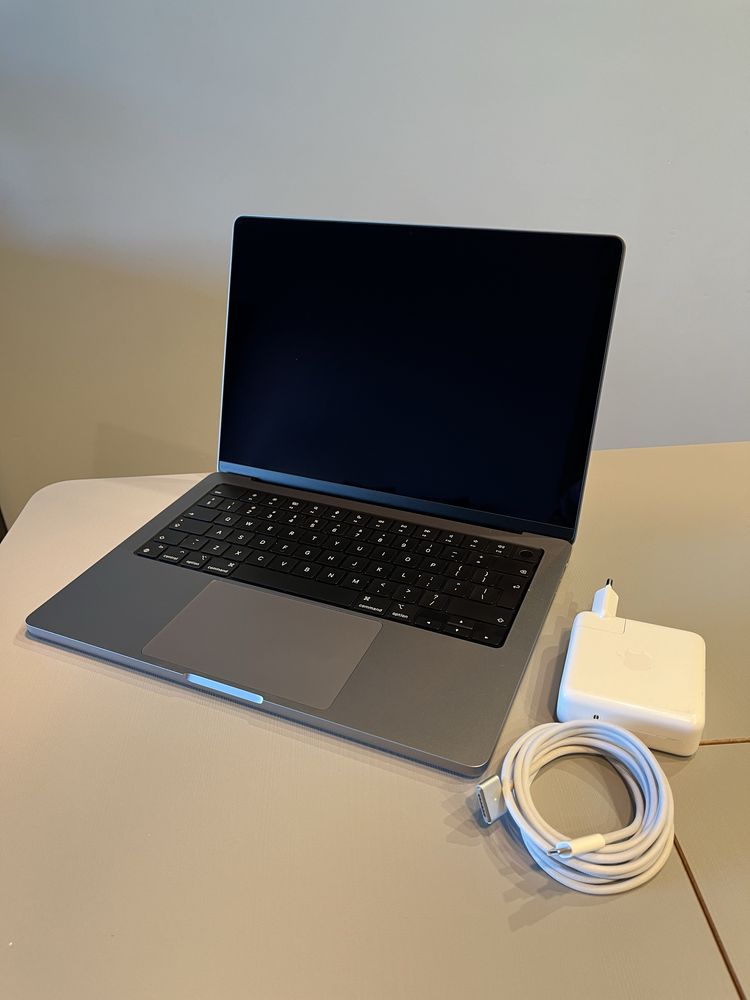 Apple MacBook Pro 14-inch M1 Pro 32GB / 512GB GWARANCJA APPLE CARE+
