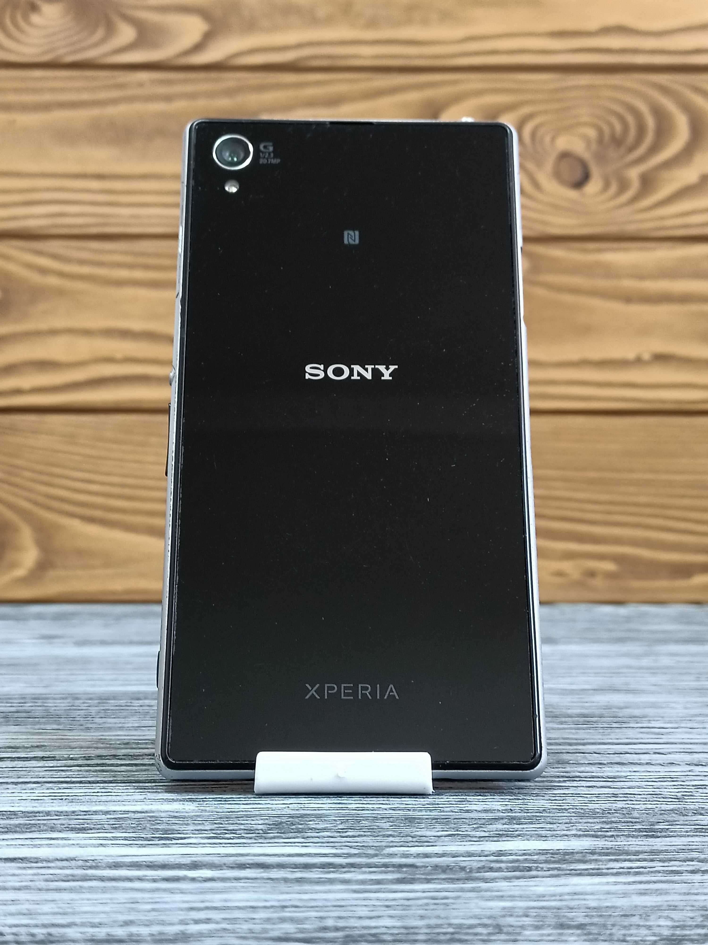 Смартфон Sony Xperia Z1 C6903 16 Gb (24972) Уцінка