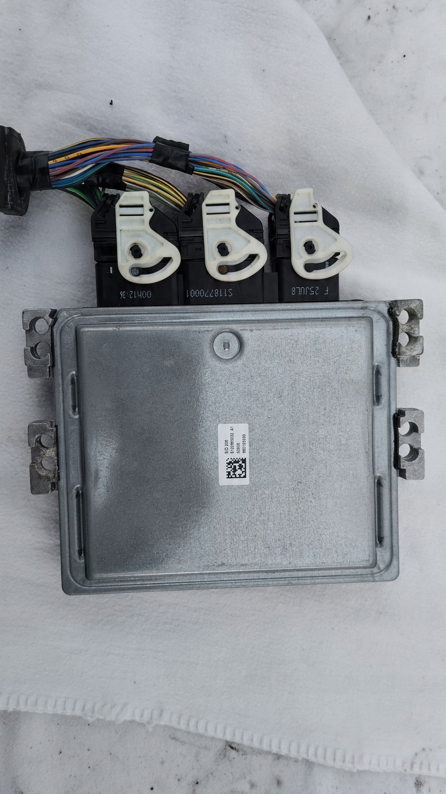 Sterownik Silnika Komputer Ford Kuga MK1 2.0 Tdci 8V41-12A650-AF…