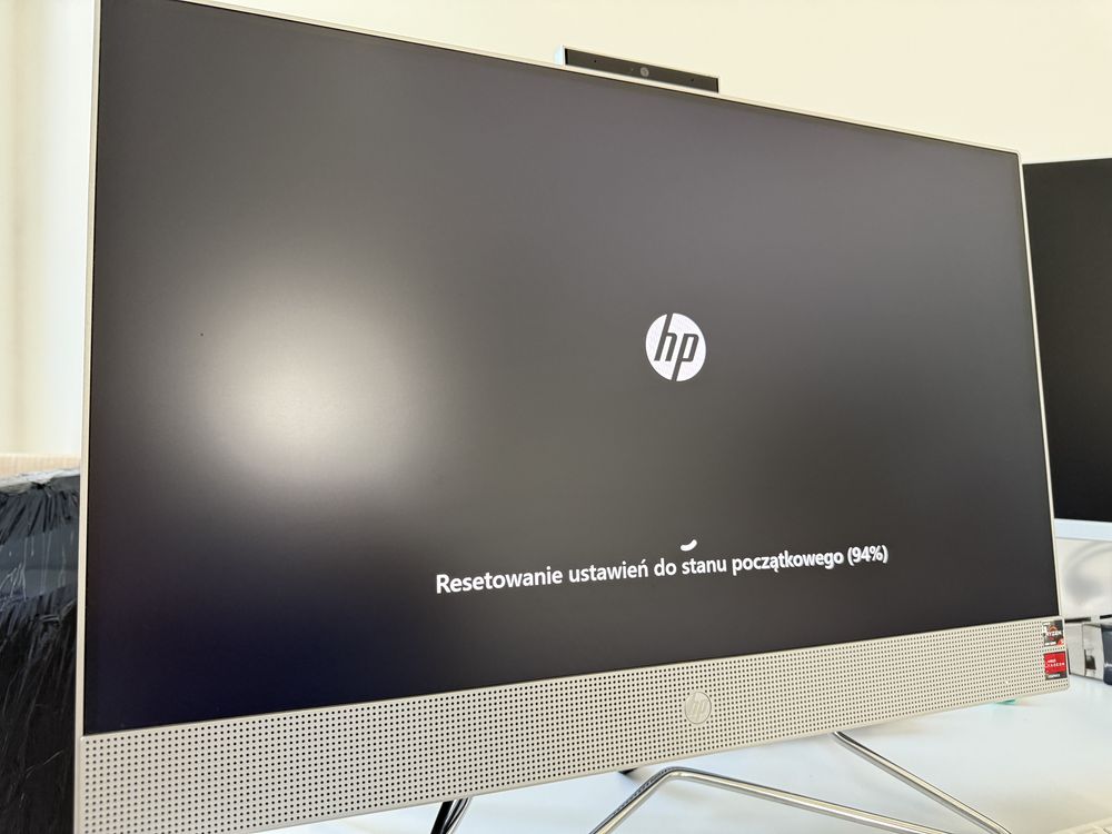 Komputer HP All-in-One 24” | Ryzen 5 | 16 GB RAM | Windows 11