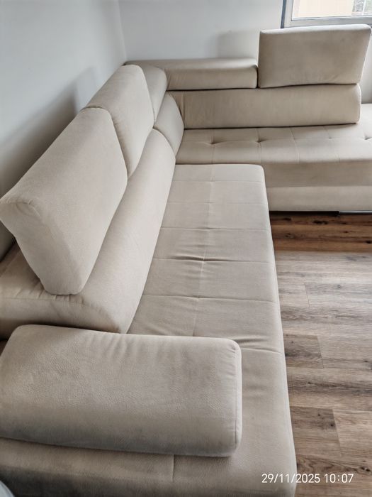 Sofá chaise-longue em muito bom estado