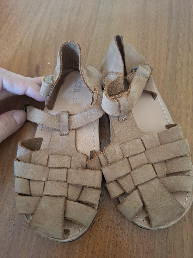 Сандалики, босоніжечки ZARA