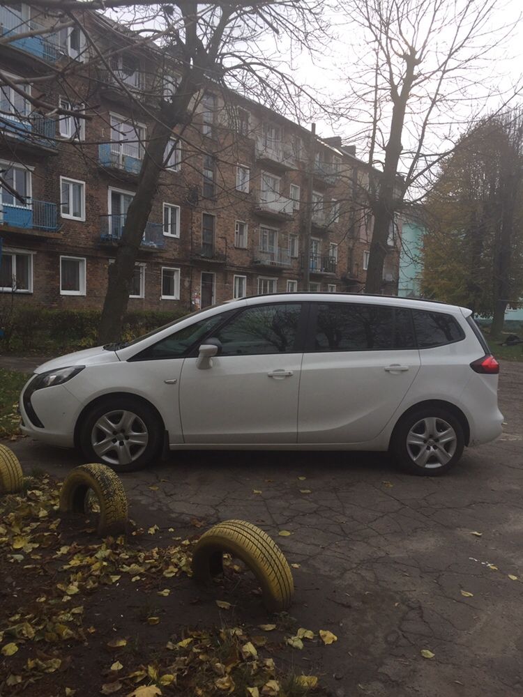 Продам Opel Zafira