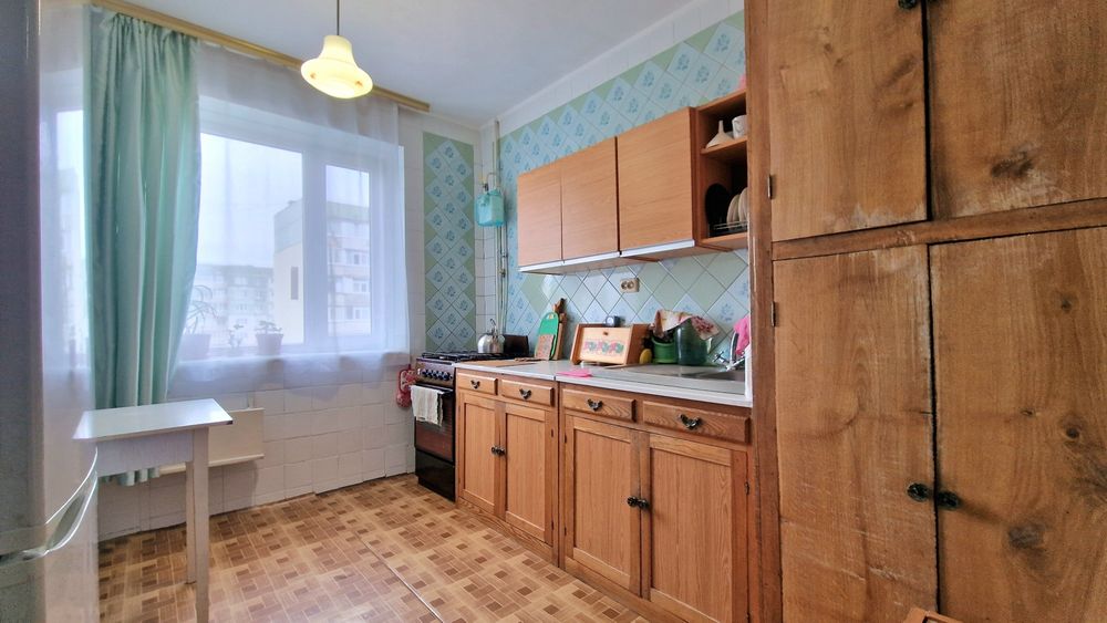 Продам 3 кімнатну квартиру по пр. М.Лушпи