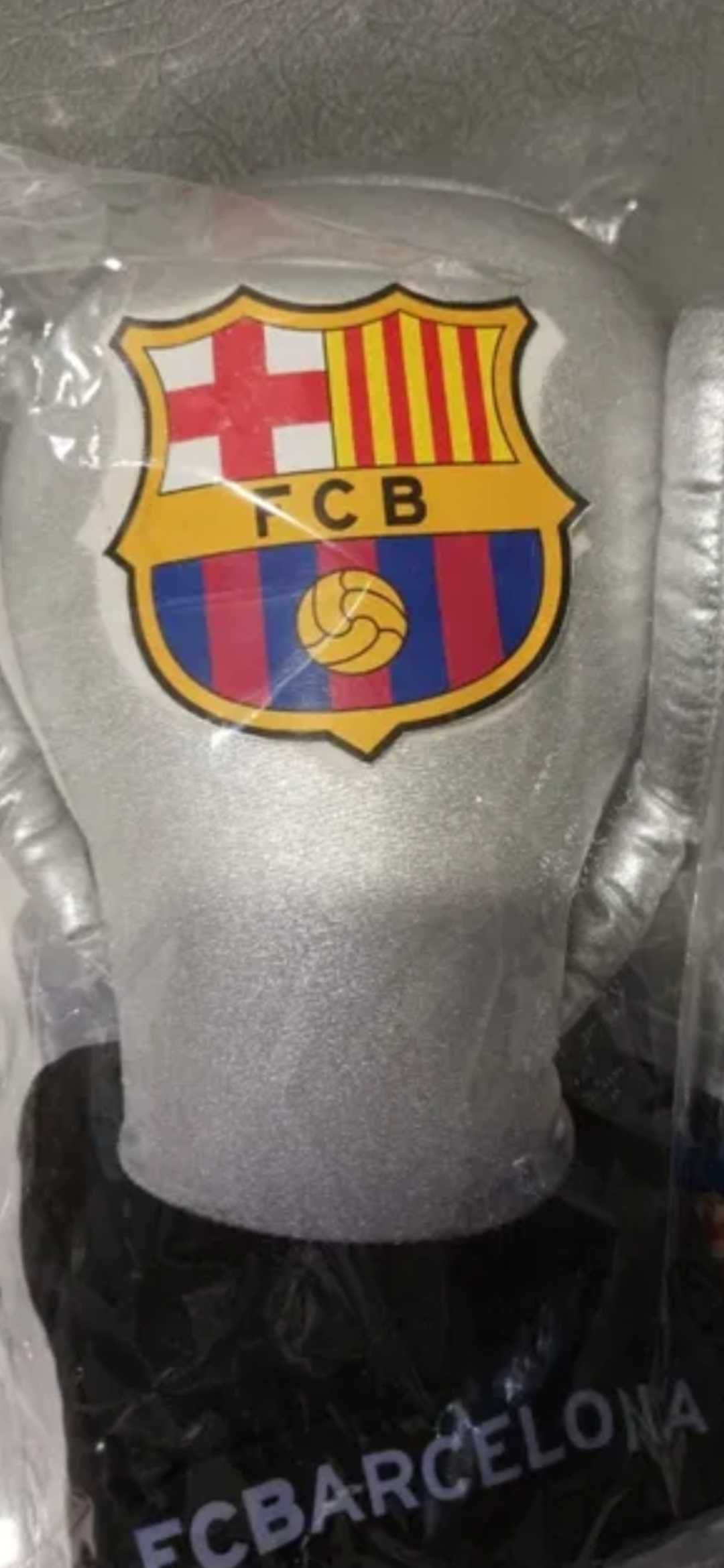 Pluszoey puchar klubu F.C Barcelona maskotka