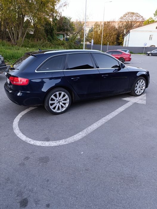 Audi A4 B8 2.0tdi 170сил 2010