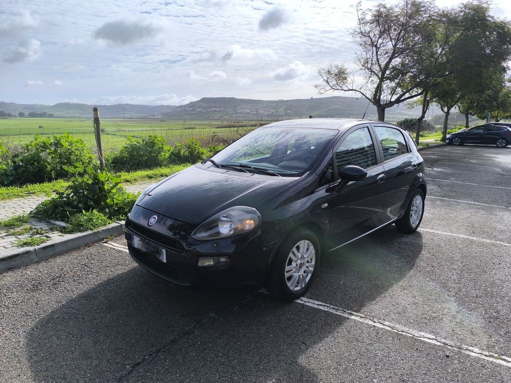 Fiat Punto 1.3 M-Jet Easy S&S, ano 2012
