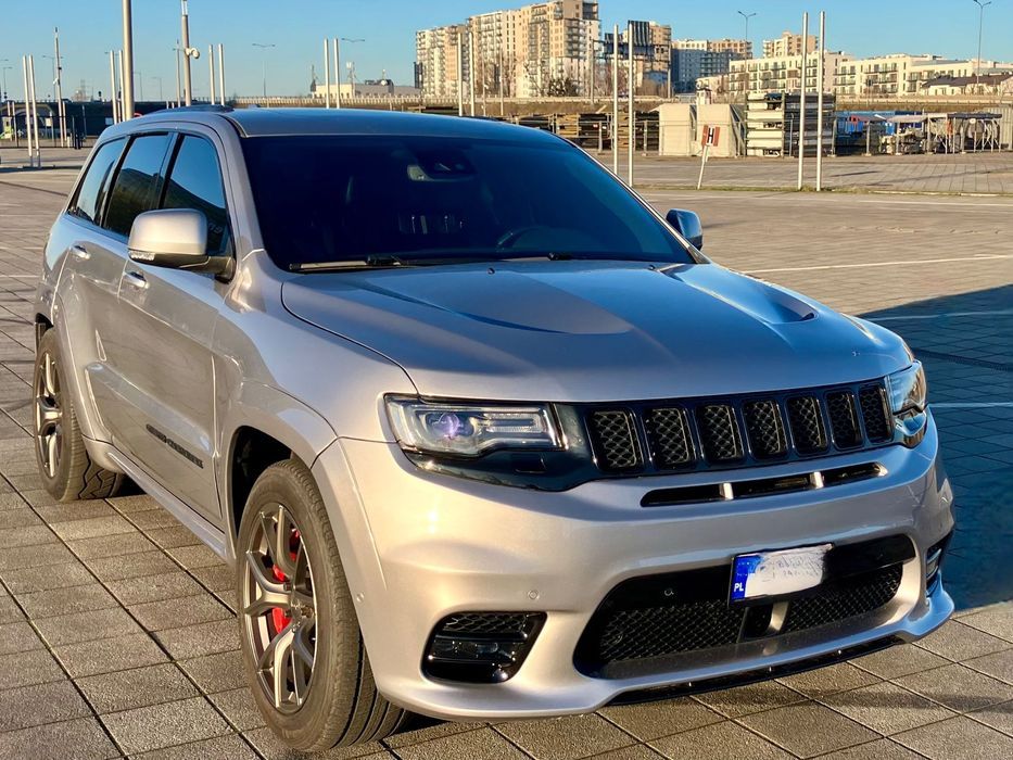 Jeep Grand Cherokee 6,4 SRT lift 2018 stan idealny, bardzo niski przebieg faktura VAT 23%