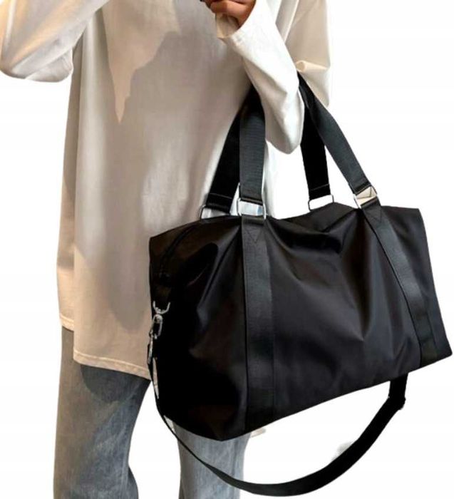 Дорожньо-спортивна сумка 30L Fashion Sport чорна