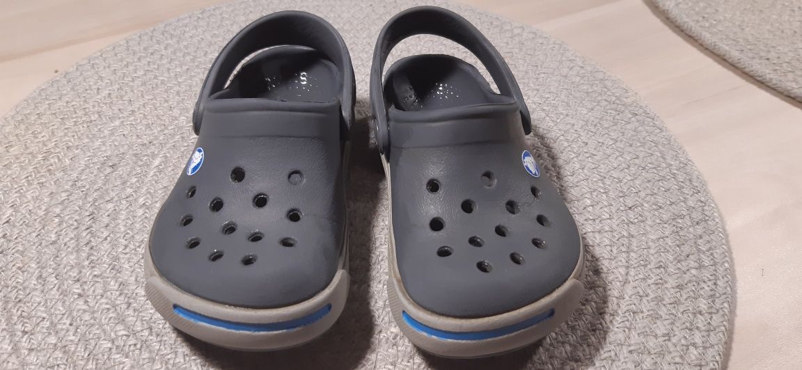 Crocs 24  -  C 6/7