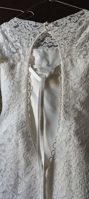 Продаю весільну сукню