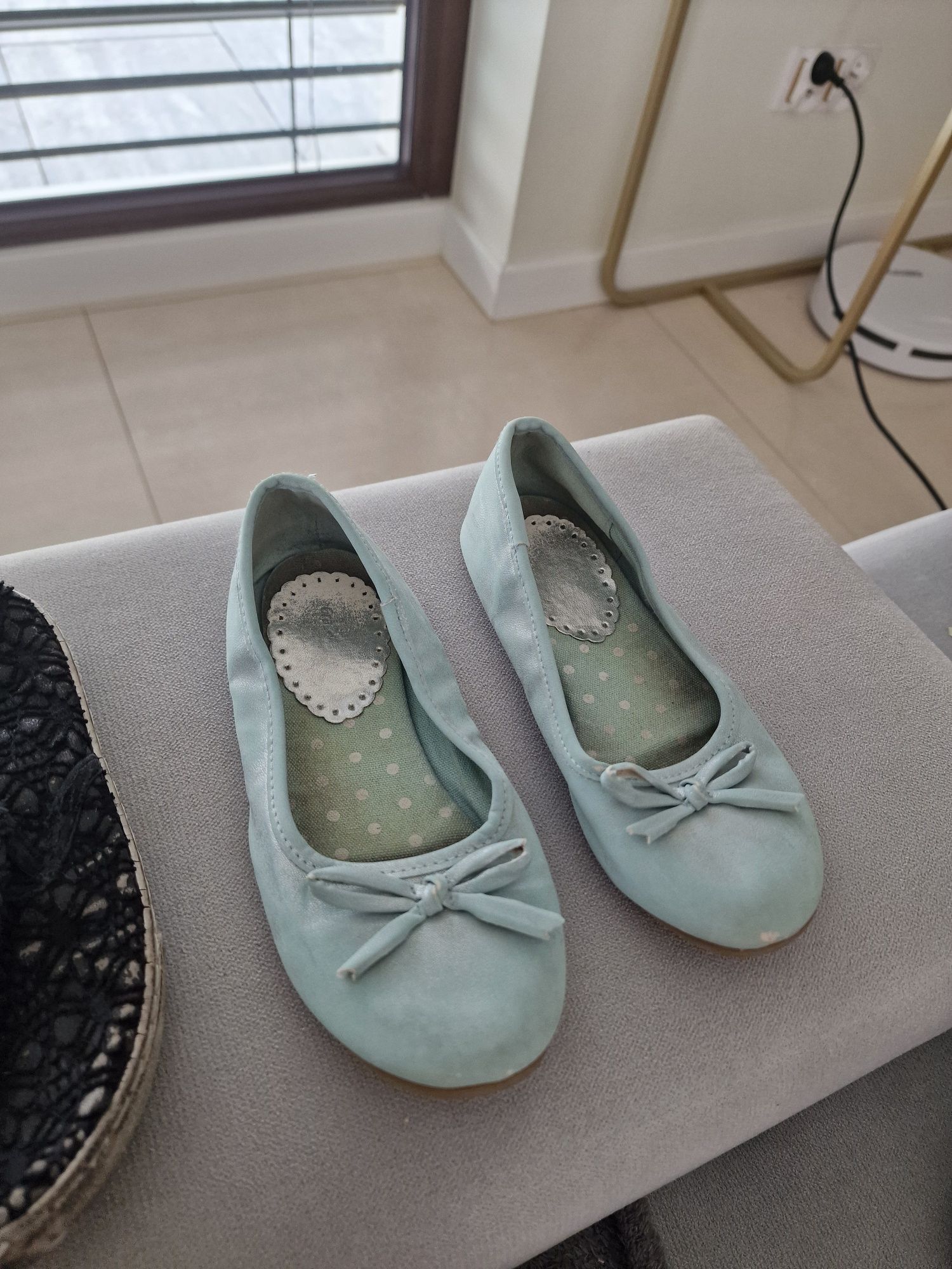 Buty 29-31. Sandałki, balerinki.