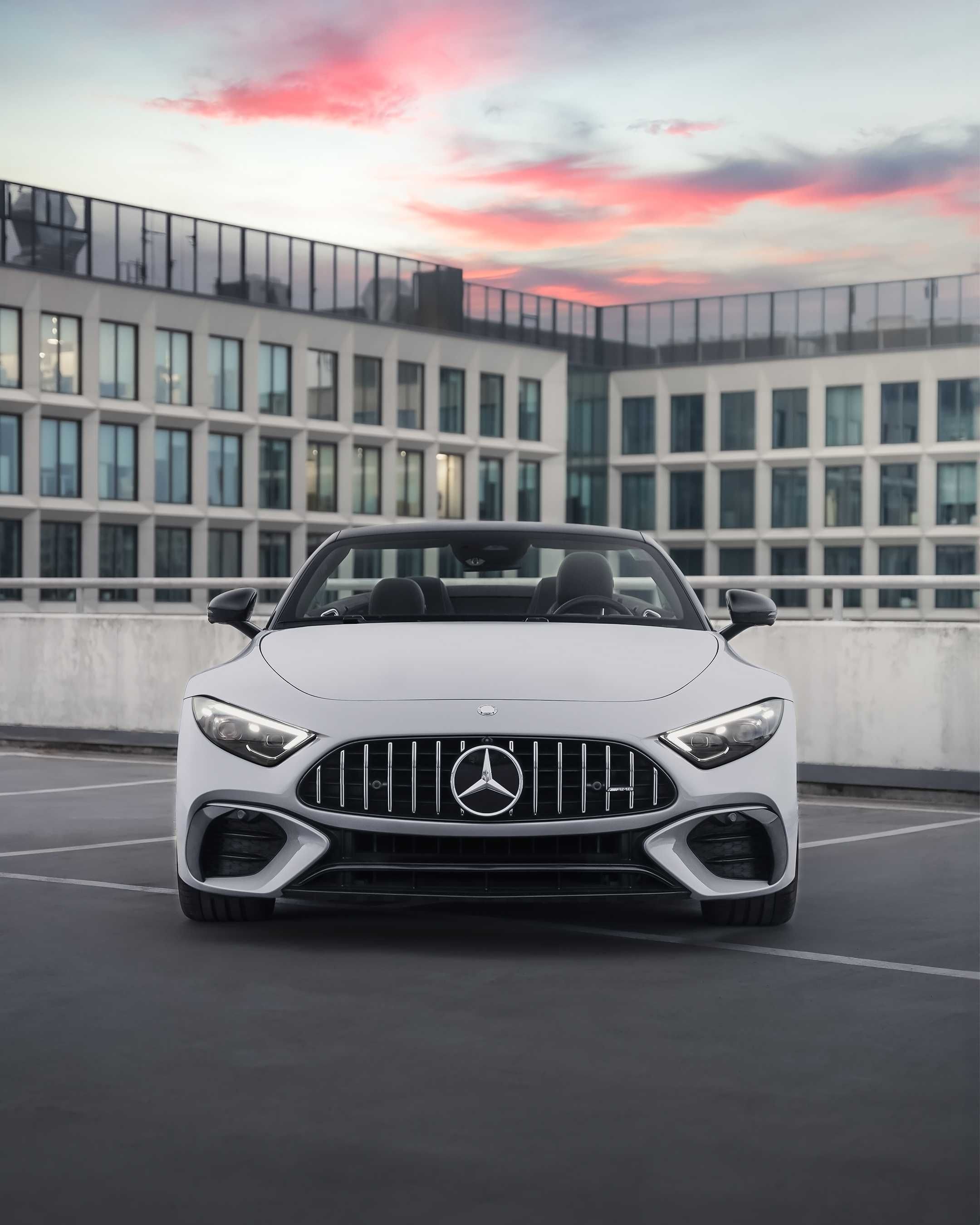 Wynajem Mercedes SL 43 AMG, Wypożyczalnia aut Premium