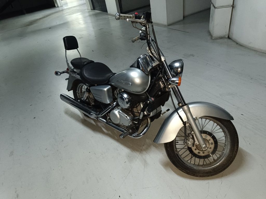 HONDA SHADOW 125 excelente estado