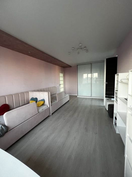 2кімн. вул. Свободи, неподалік СВ. Повністю укомплектована