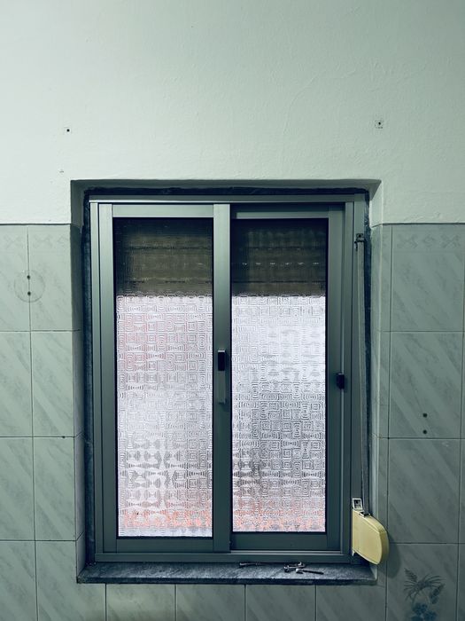 Janela Aluminio 77x110