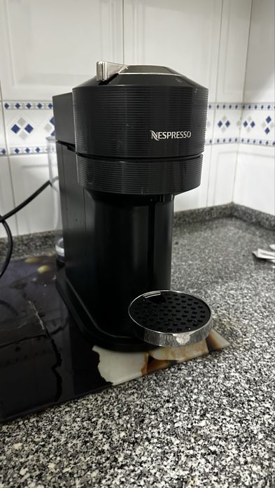 Maquina cafe Nespresso Vertuo Next