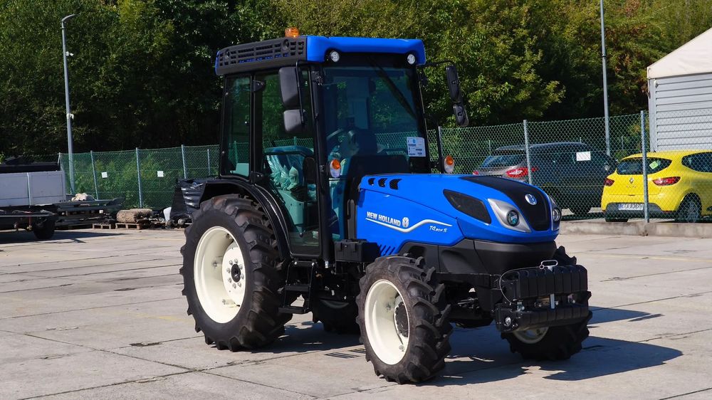 New Holland T4.80FS  Ciągnik sadowniczny T4.80FS WYPRZEDAŻ New Holland
