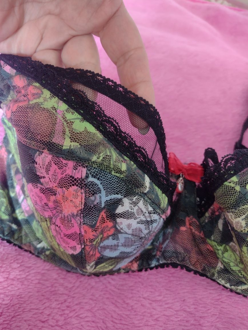 Biustonosz semi soft AVA roz. 75 D