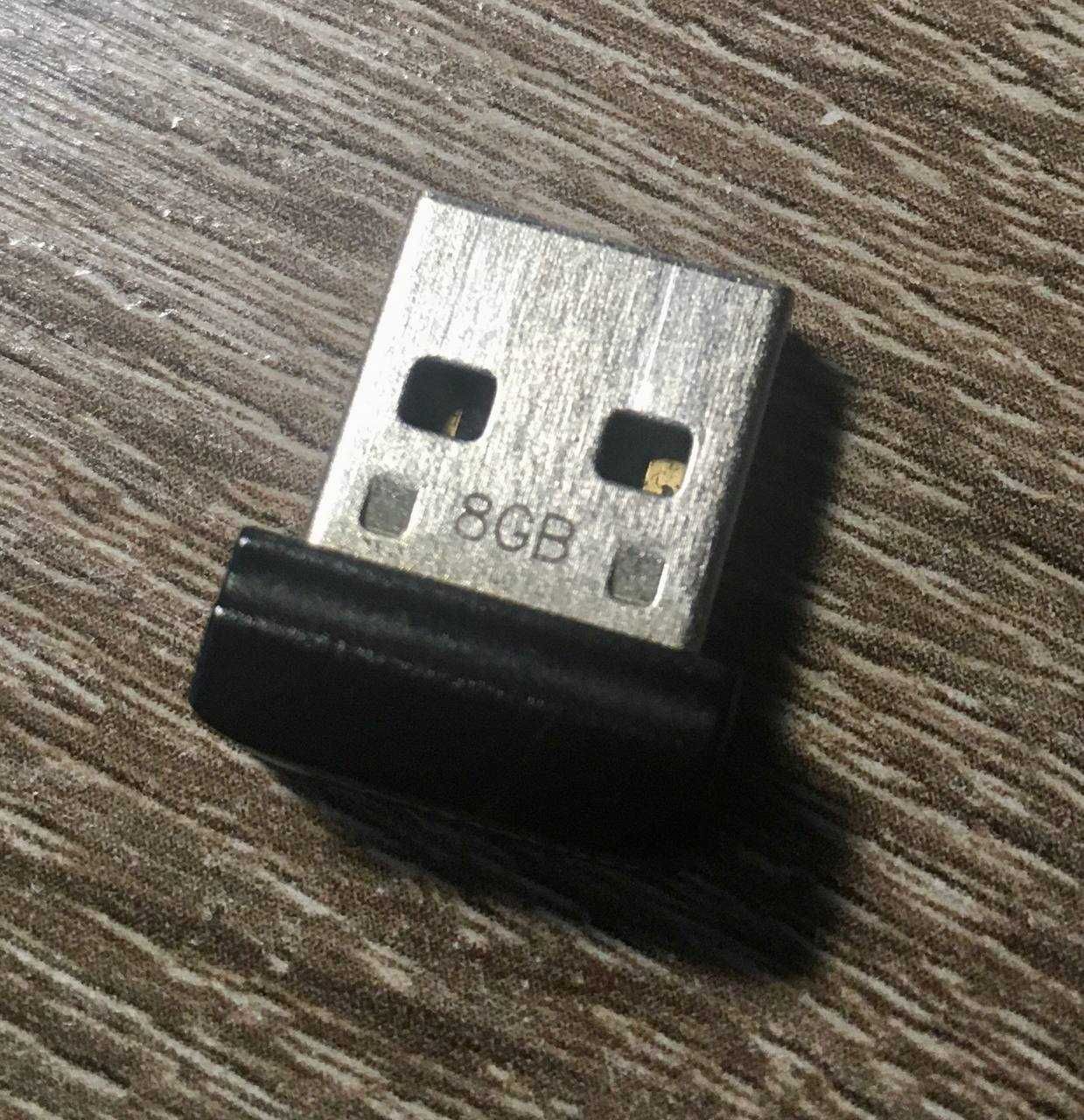 Адаптер Flash-память Verbatim NANO 8Gb USB 2.0