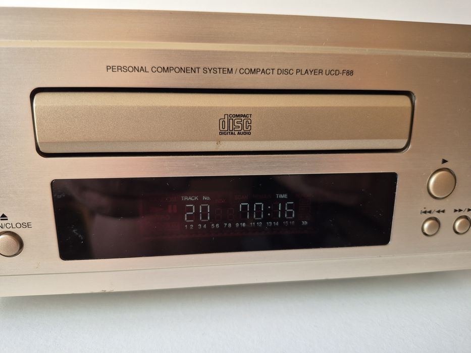 Denon UCD-F88 odtwarzacz CD denon