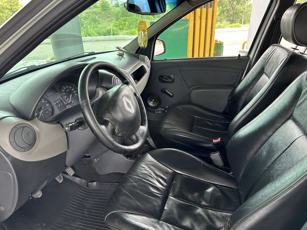 Продам Renault Logan