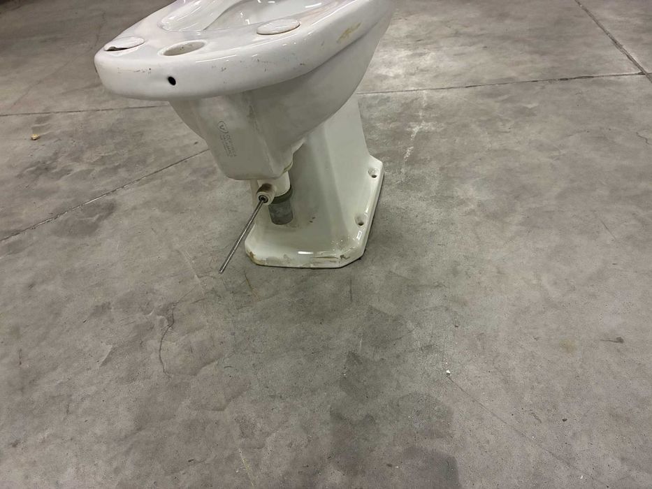 Bidé Valadares com formas - Qtd. 1 Und.