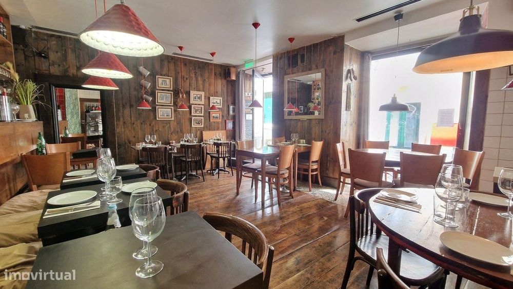 Bairro Alto -Restaurante Pronto a Funcionar