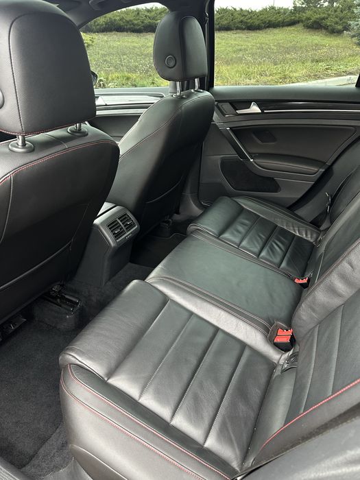 Volkswagen Golf VII 2.0 сток