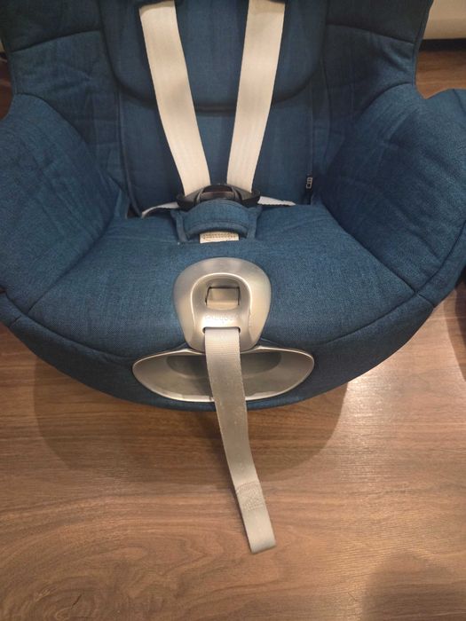 Rezerwacja Zadbany Cybex Sirona Z2 i-Size Plus fotelik samochodowy
