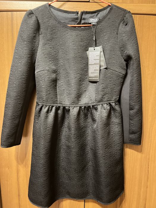 Чорна сукня Only