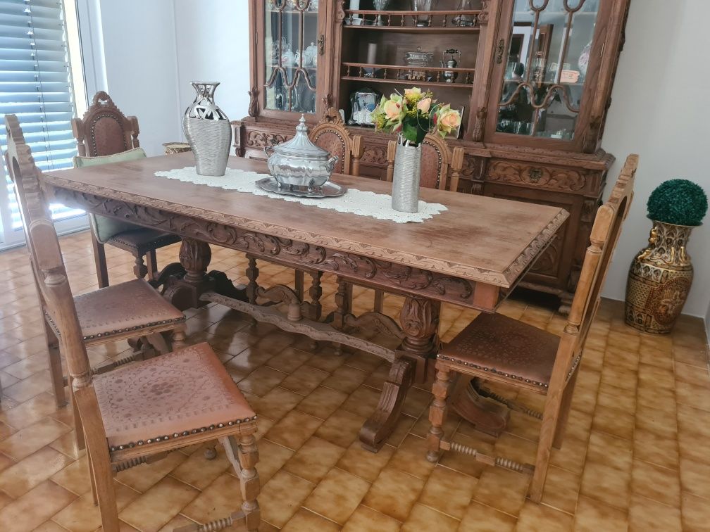 Mesa Madeira + 6 cadeiras