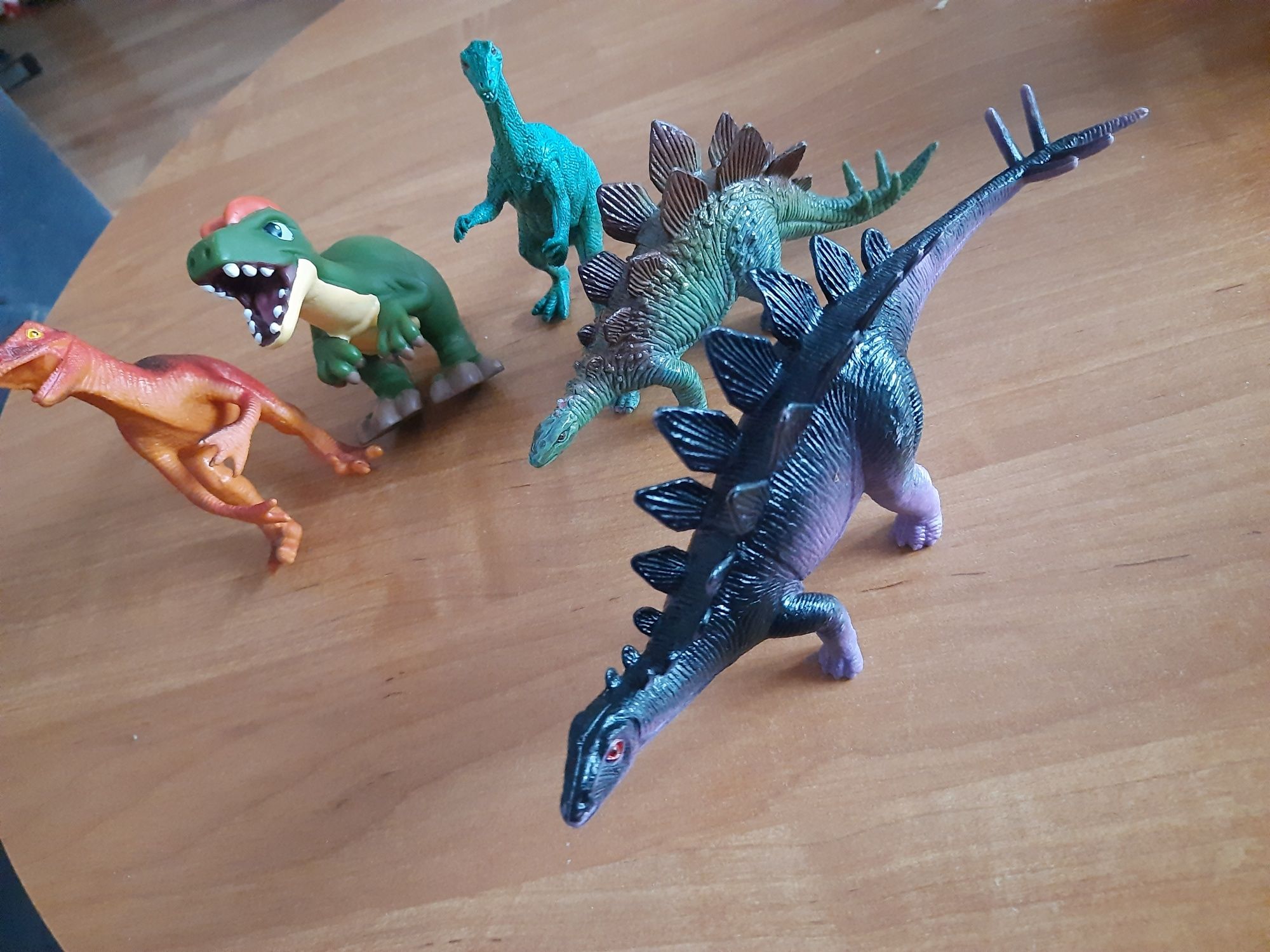 Zestaw 5 dinozaurow