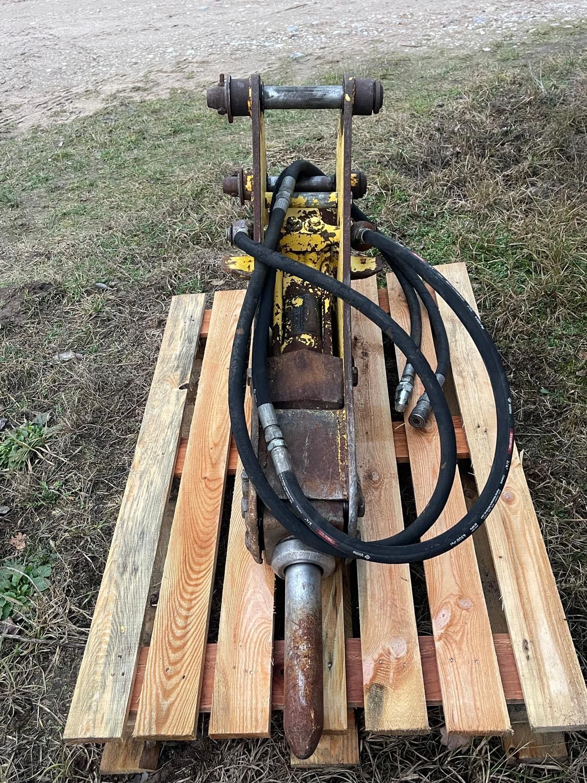 Młot wyburzeniowy JCB 3cx, 4cx