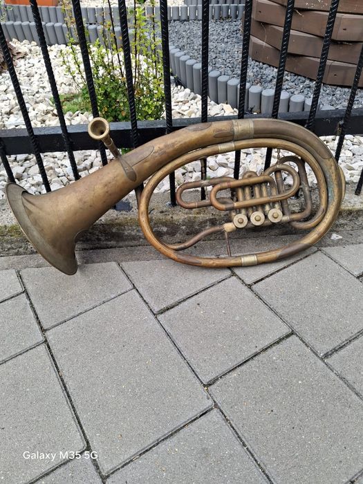 Trąba, trąbka - stary instrument muzyczny