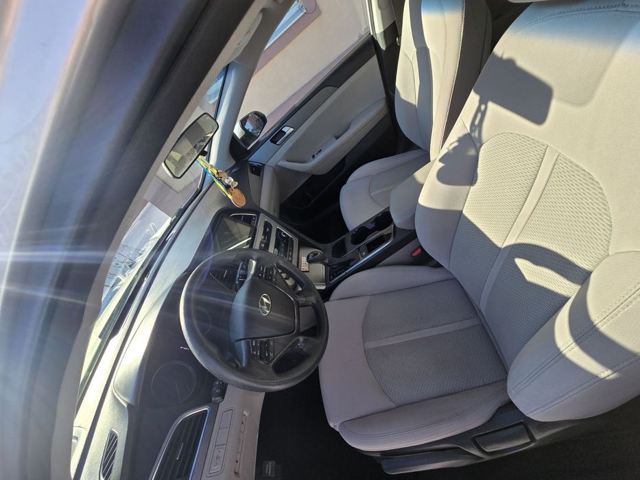 Продам машину  в хорошому стані