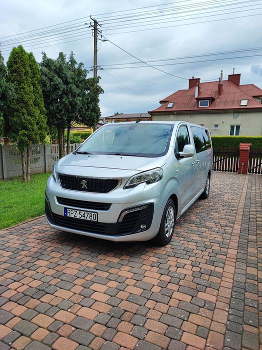 Peugeot Expert Traveller 9 osobowy