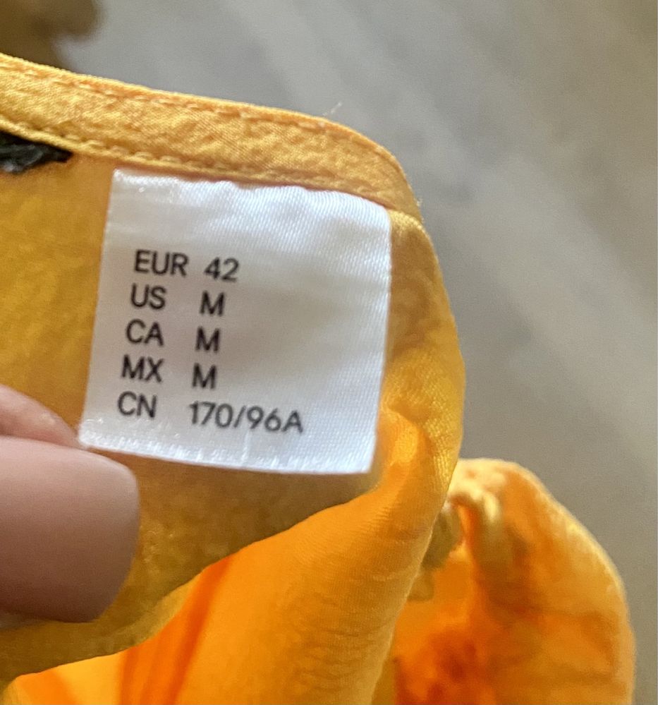 Платье H&M