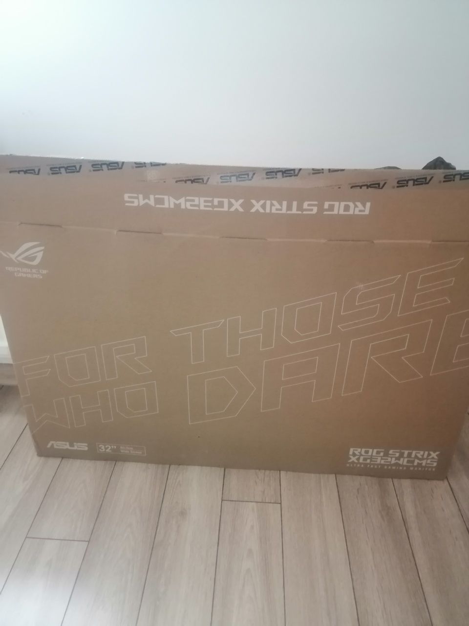 Monitor ASUS ROG Strix XG32WCMS