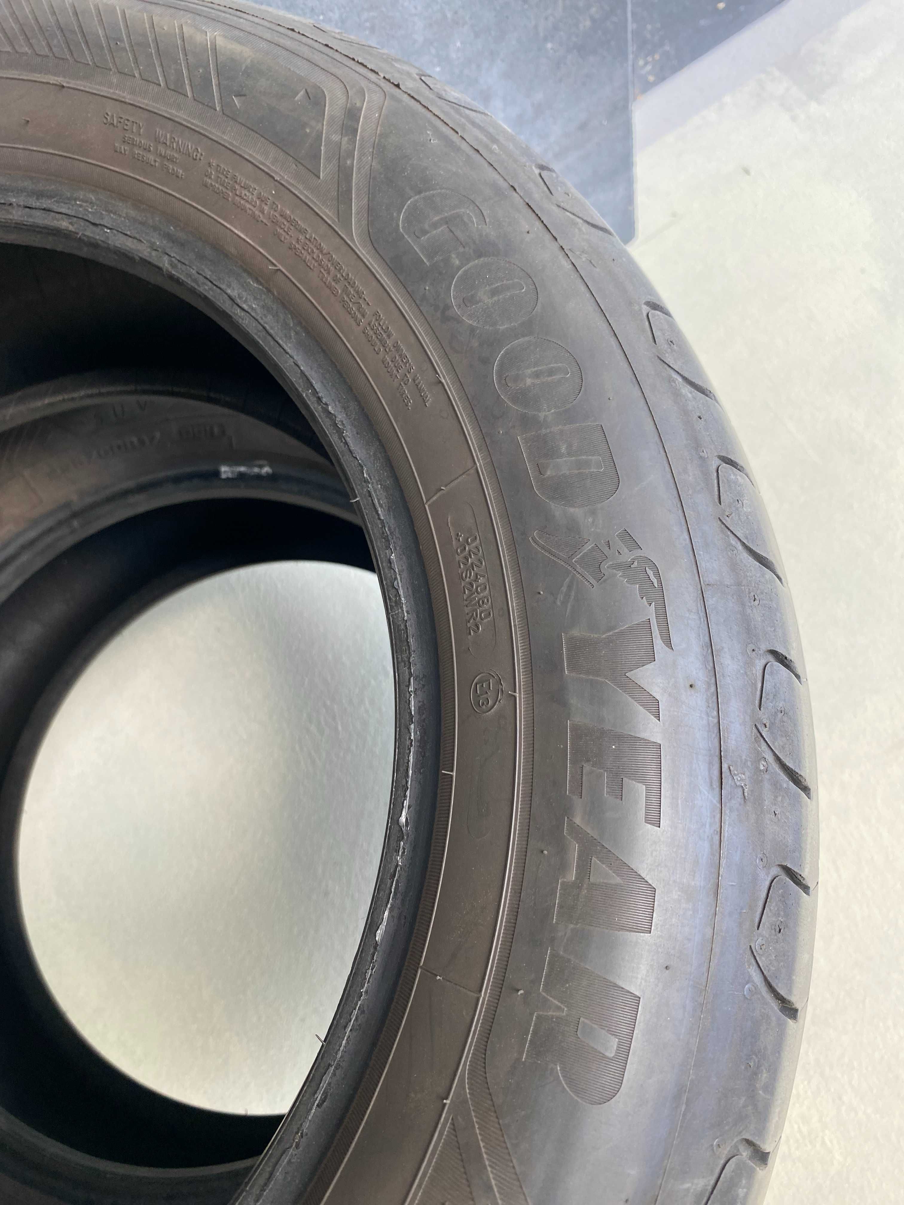 225/60R17 Goodyear EfficientGrip 2 SUV