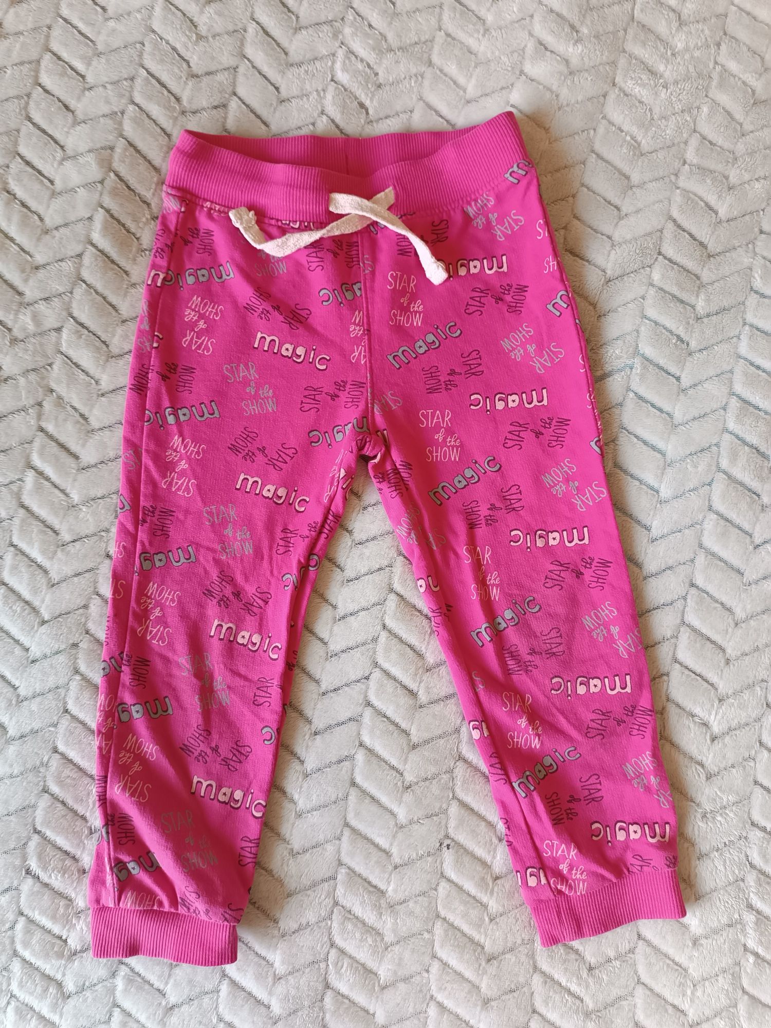 Spodnie dresowe wiosenne cienkie 92/98 różowe dziewczęce