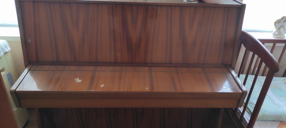 Продам фортепиано "Украина" 500грн.