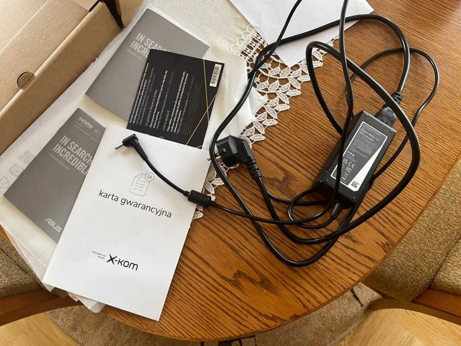 Laptop Asus 15,6 / i3-1005G1 / 8GB RAM / SSD 256GB / Windows 11